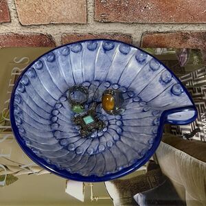 Styles Eyes by Baum Brothers Ceramic Nautilus Shell Trinket Dish Catchall Blue